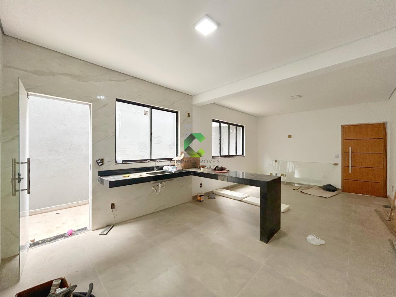 Casa para Venda, em Contagem, bairro Novo Eldorado, 3 dormitrios, 1 banheiro, 1 sute, 2 vagas