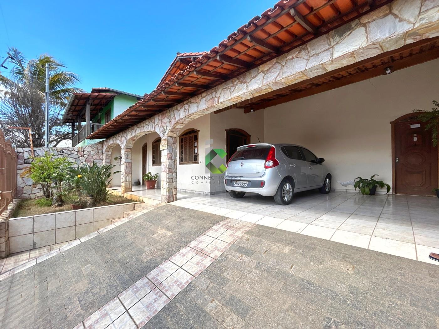 Casa para Venda, em Contagem, bairro Alvorada, 3 dormitrios, 2 banheiros, 1 sute, 4 vagas